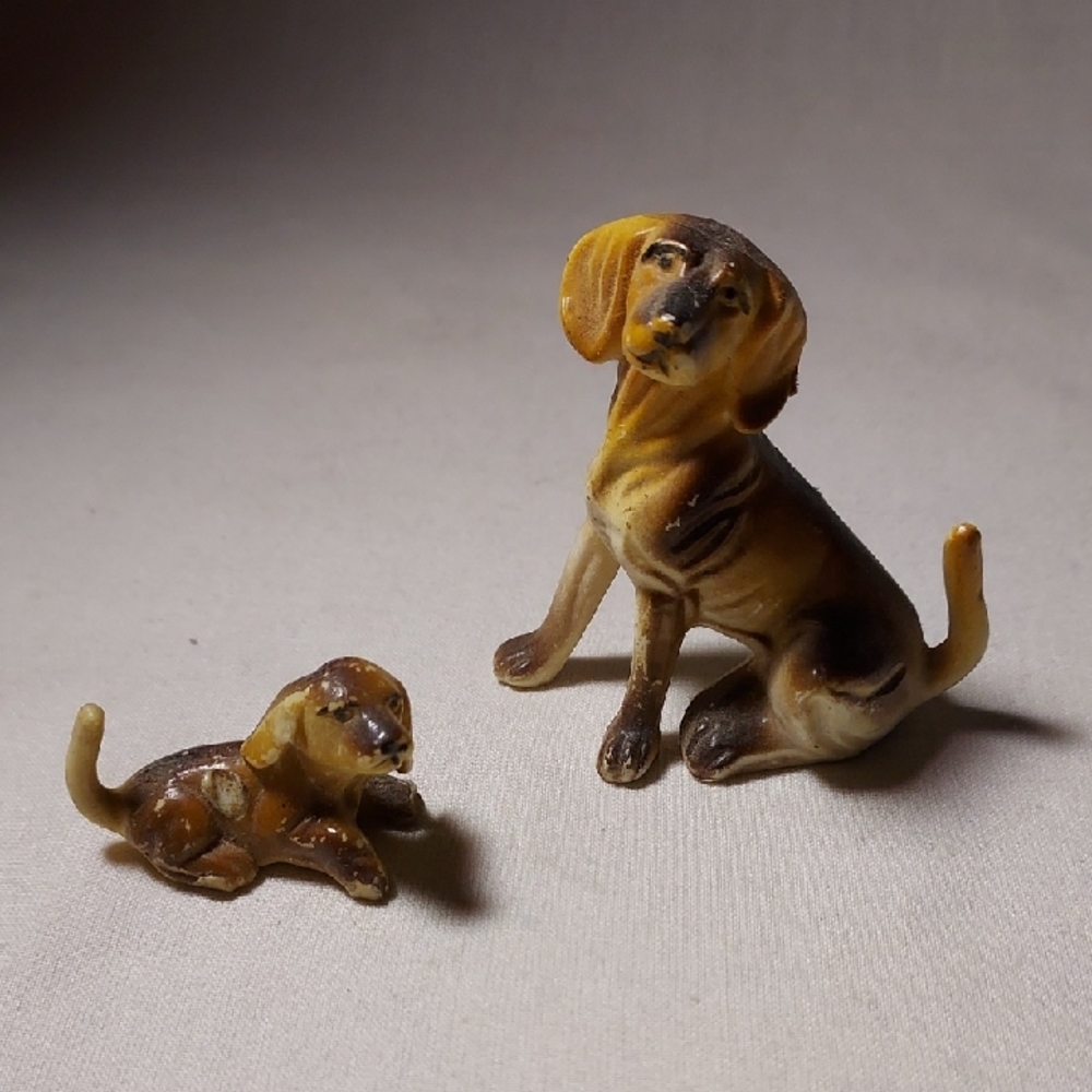 Vintage Dachshund Dog Figurine Set Sitting Laying Down Puppies Plastic